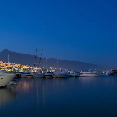 Apartament Con Vistas En Puerto Banus Marbella